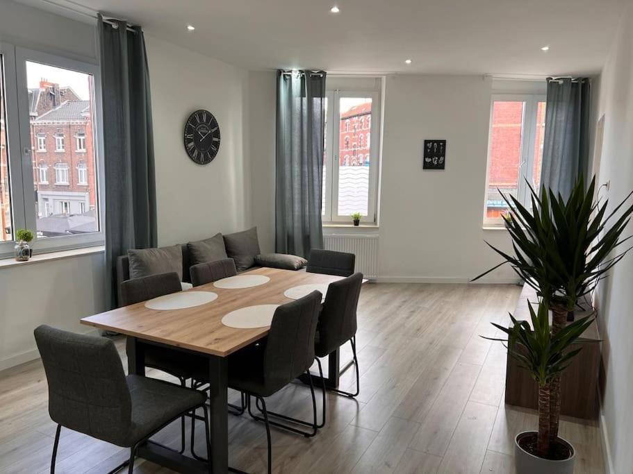White Apartment, 2 Chambre-Arrivee Autonome-Wifi Rapide Liège Zewnętrze zdjęcie